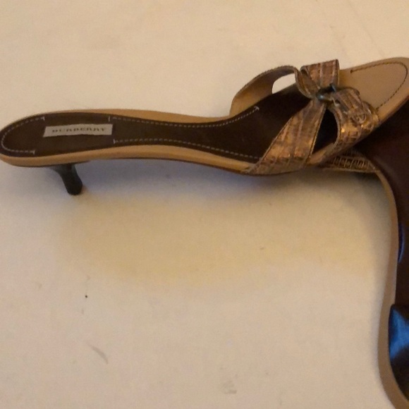 BURBERRY shoes - Picture 6 of 7